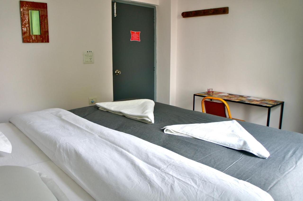 Bed And Chai - Boutique Stay & Tours Нью-Дели Экстерьер фото